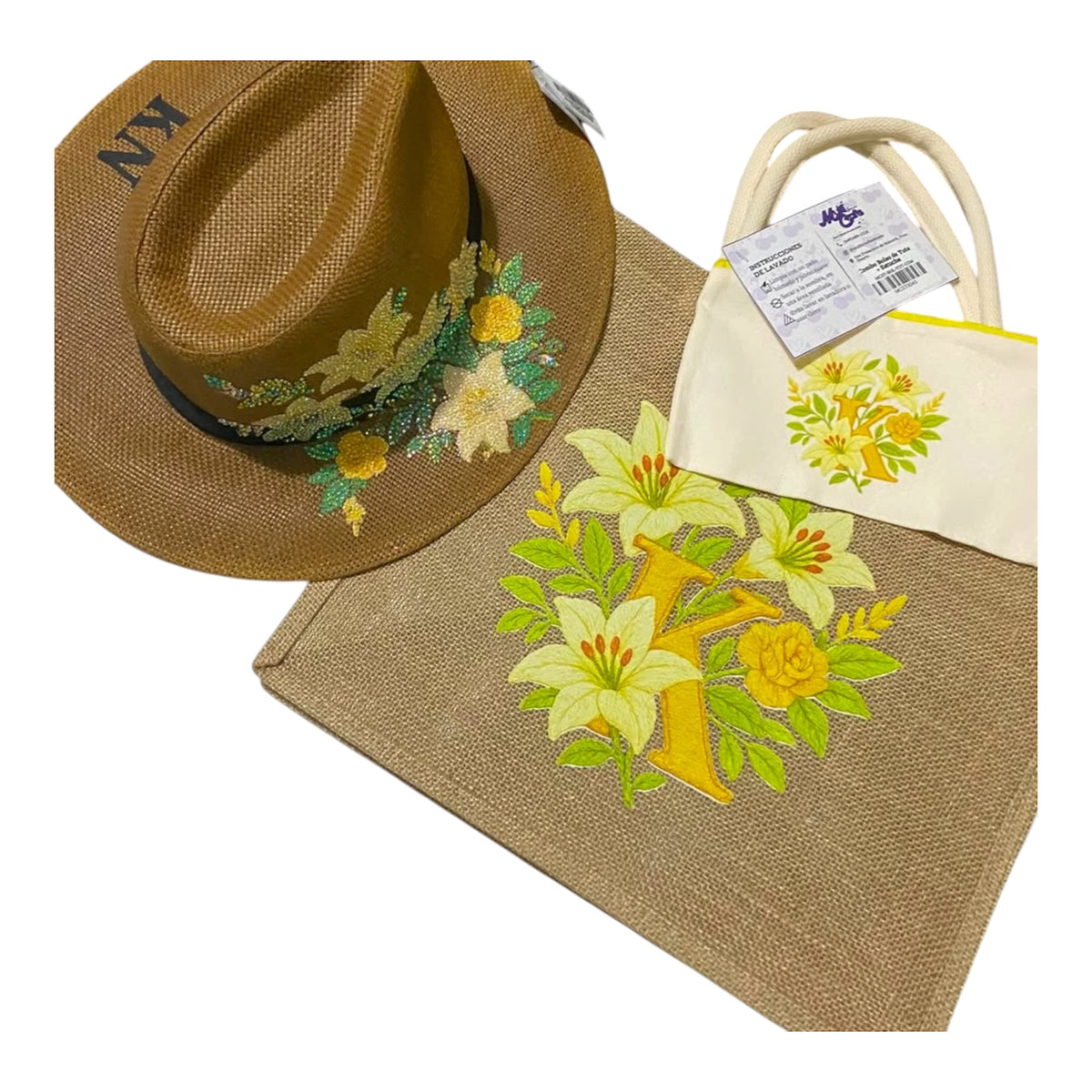 Combo Inicial K ✨ Flores Amarillas - Sombrero Fedora + Tote Bag + Cartuchera | Personalizado